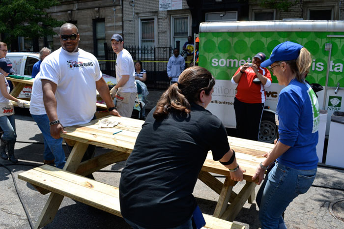 New York Restoration Project – KaBOOM! Playground Build in East Harlem